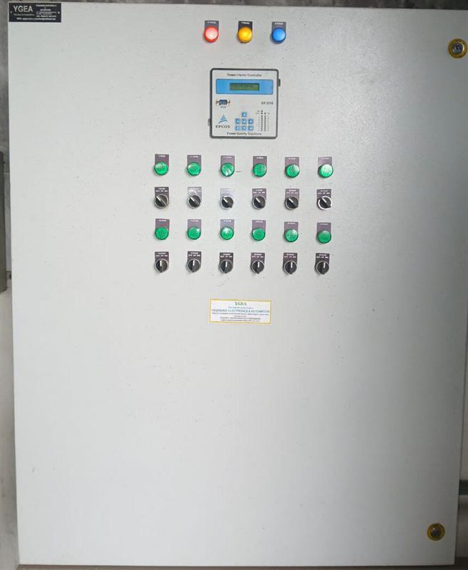 250 kVAR APFC panel with power factor controller