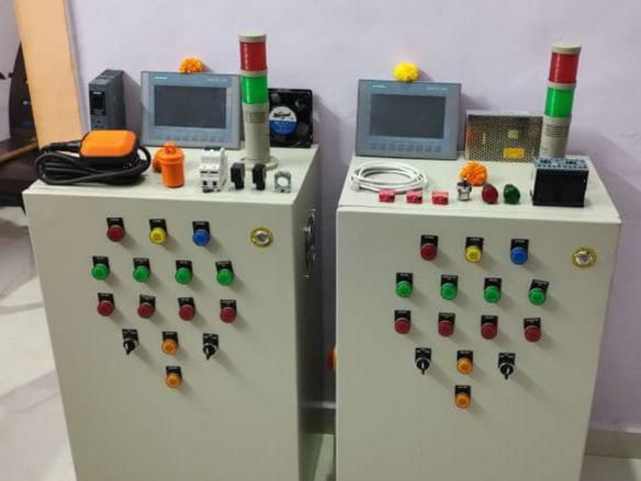 S7-1200 PLC panels with HMI